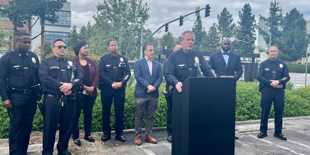 17-year-old arrested for allegedly stabbing Los Angeles Metro bus driver in 'heinous act of violence': Police 2 Chief Michel Moore