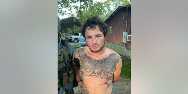 Foto del arresto de Corey Harrison