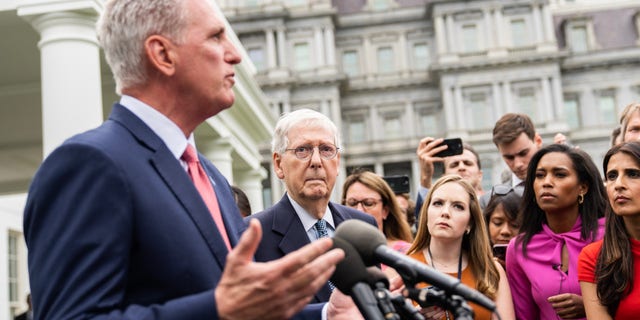 Republican leaders Kevin McCarthy and Mitch McConnell talk to reporters after meeting with the White House