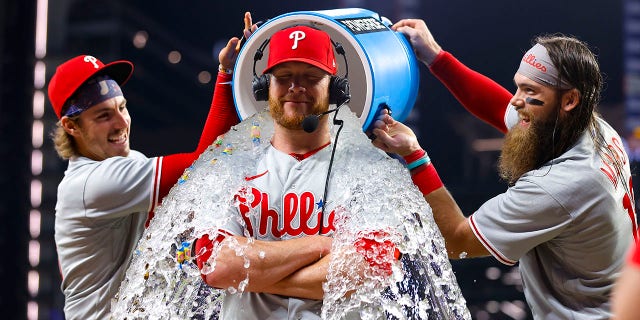 Craig Kimbrel getting gatorade bath