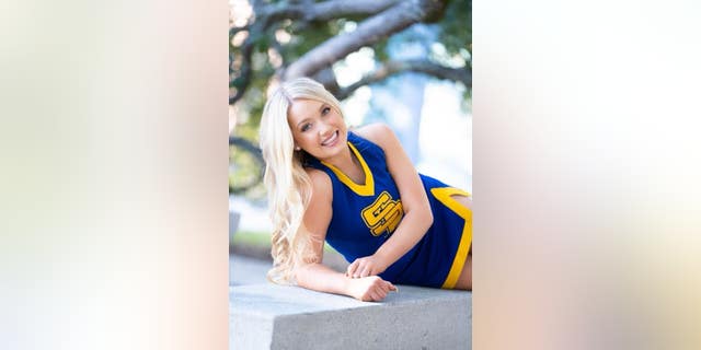 Madison-Brooks-cheerleader