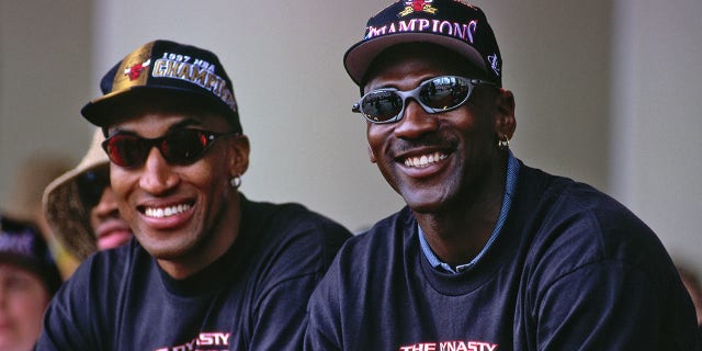 Scottie and MJ celebrate the title