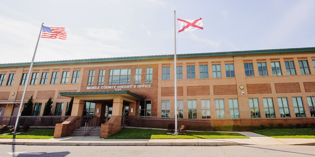 sheriff's office building, Mobile, AL