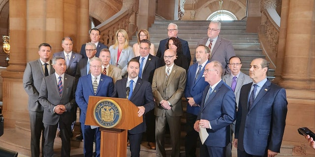 NY state Republicans hold press conference on migrant crisis