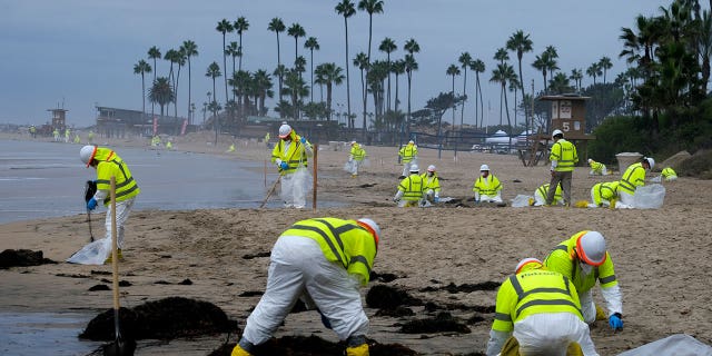 California beach oil spill