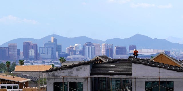 Phoenix, AZ, housing