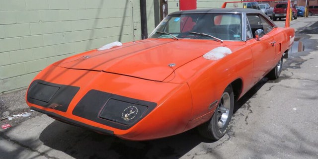 superbird front