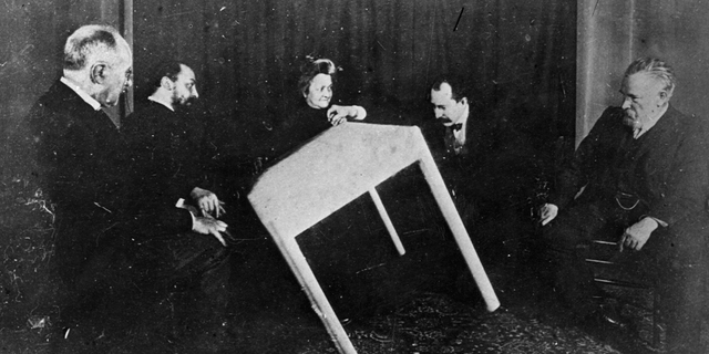 French seance