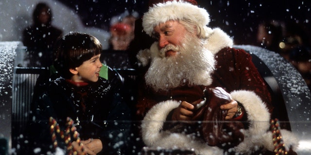 Tim Allen and Eric Lloyd in a scene for "The Santa Clause"