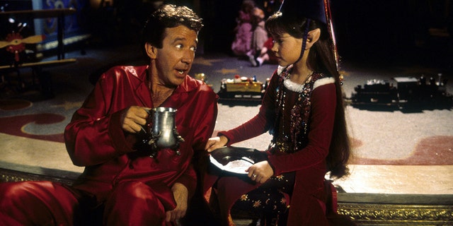 Tim Allen in a scene for "The Santa Clause"