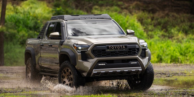 toyota trailhunter