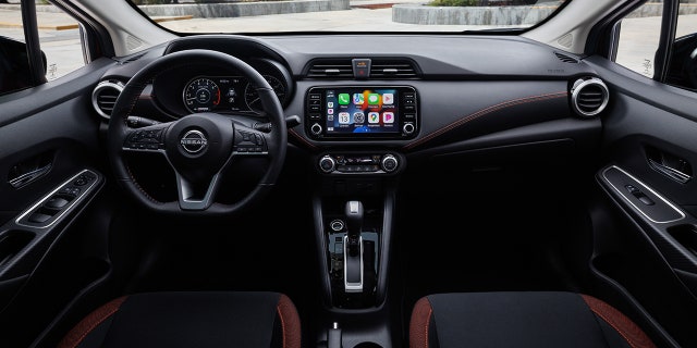 versa dash