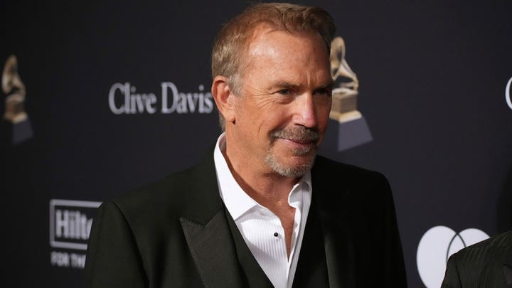 'Yellowstone' star talks working with Kevin Costner: 'he's a major leaguer'