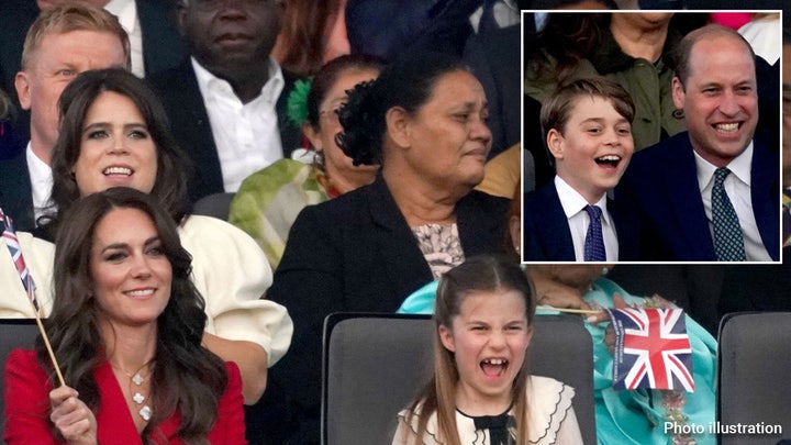 King Charles, queen make first balcony appearance