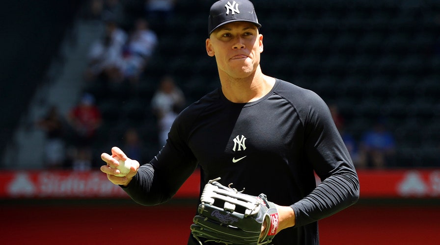 Yanks' Giancarlo Stanton, Aaron Judge appear together at banquet