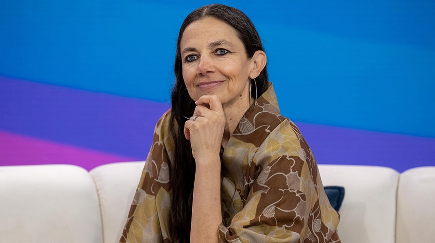 Justine Bateman says artificial intelligence doesn't belong in the arts