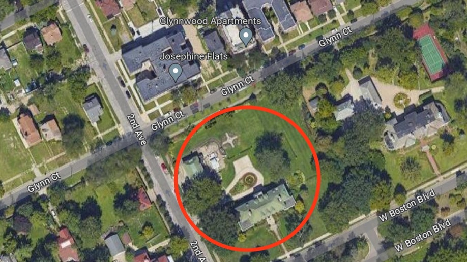 Bird-eye view of Devon Hoover's mansion