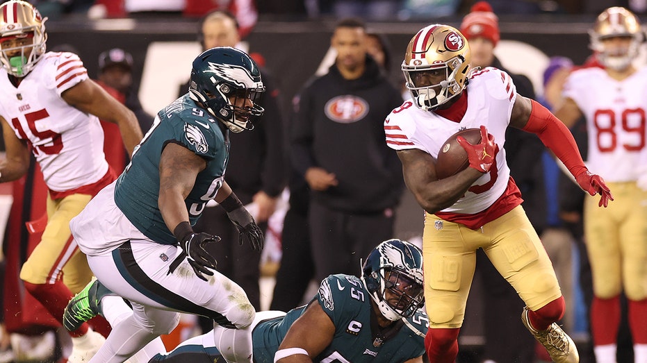 San Francisco 49ers' Star Deebo Samuel Guarantees Win in Philadelphia Eagles  Rematch: 'We'll Show You!' - Sports Illustrated Philadelphia Eagles News,  Analysis and More