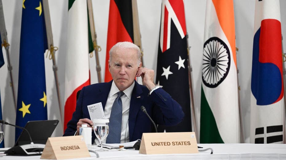 Biden tells reporter at Japan G7 summit to 'shush up'