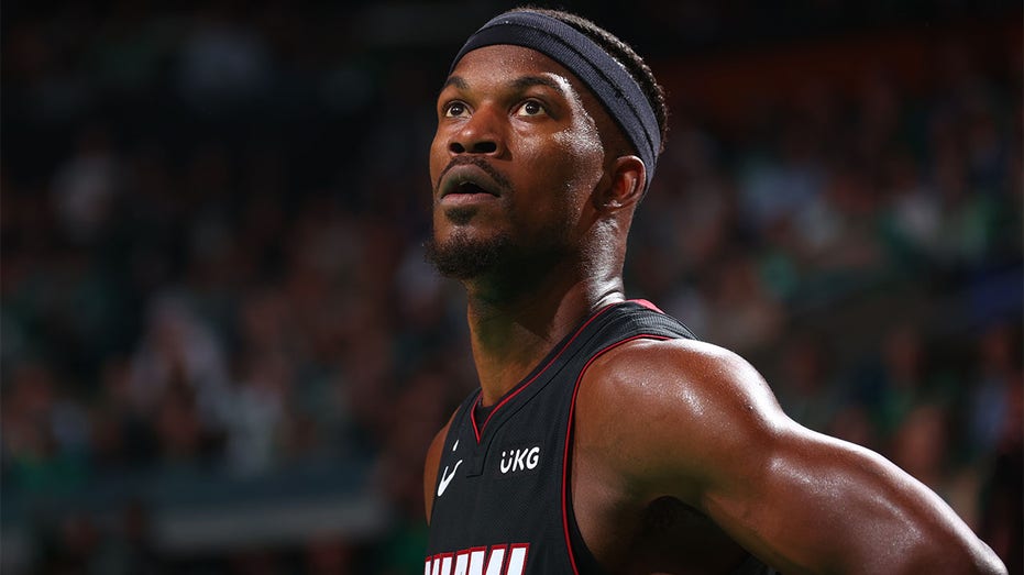 Heat star Jimmy Butler claps back at courtside heckler: 'I bought my house in cash'