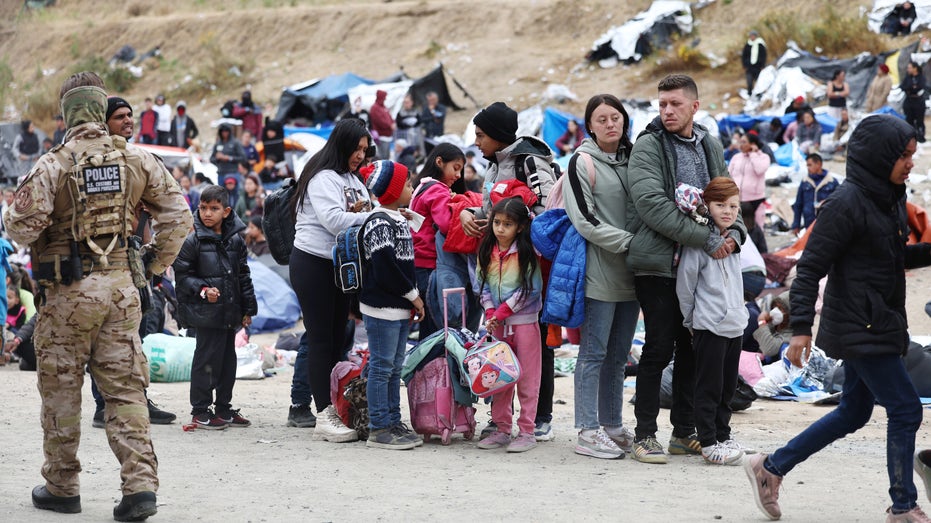 23 GOP-led states back Florida challenge to Biden policy releasing migrants without court dates