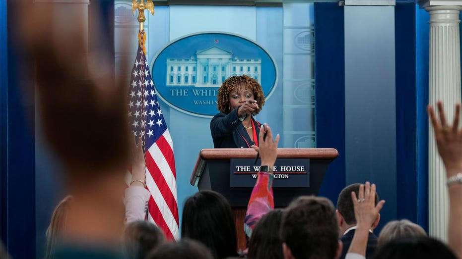 White House Correspondents’ Association slams Biden admin for not holding briefings as default deadline looms