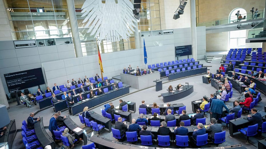 German legislators plan to create the first citizens’ assembly