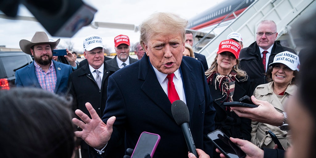 Trump taps GOP operative to lead Iowa, New Hampshire campaign push amid DeSantis battle: report - Vimarsana News