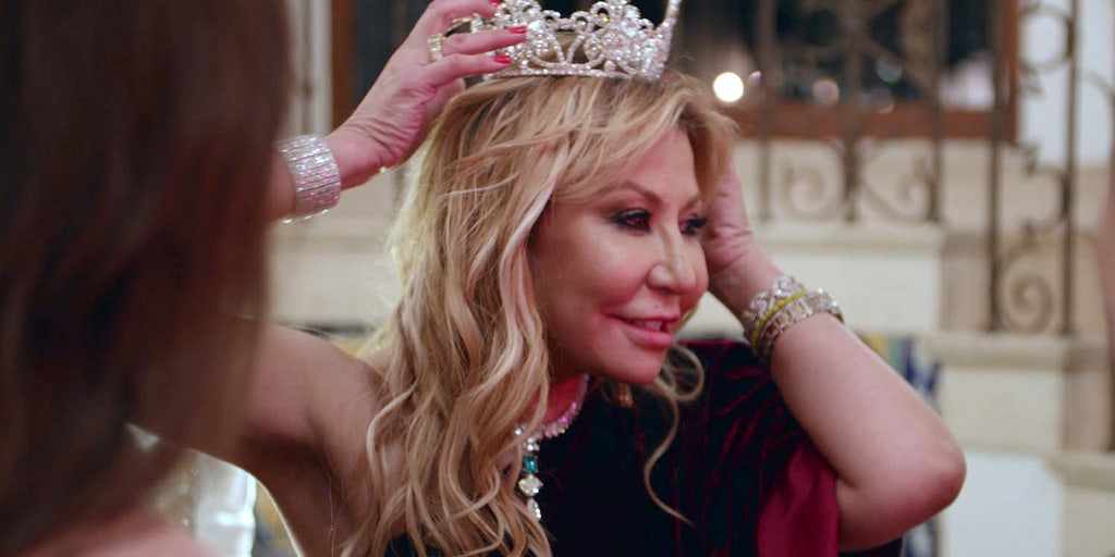 Anna Shay, 'Bling Empire' star, dead at 62 - Vimarsana News