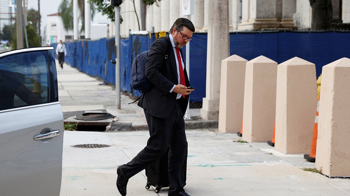 Walt Nauta lawyer enters Miami court hourse