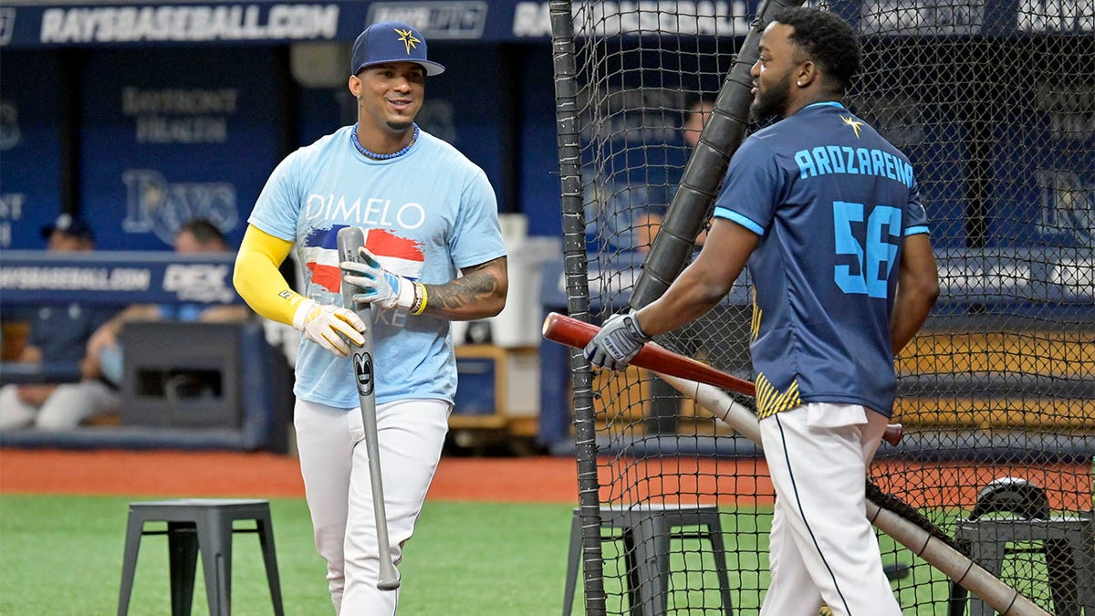 Wander Franco takes batting practice before a game