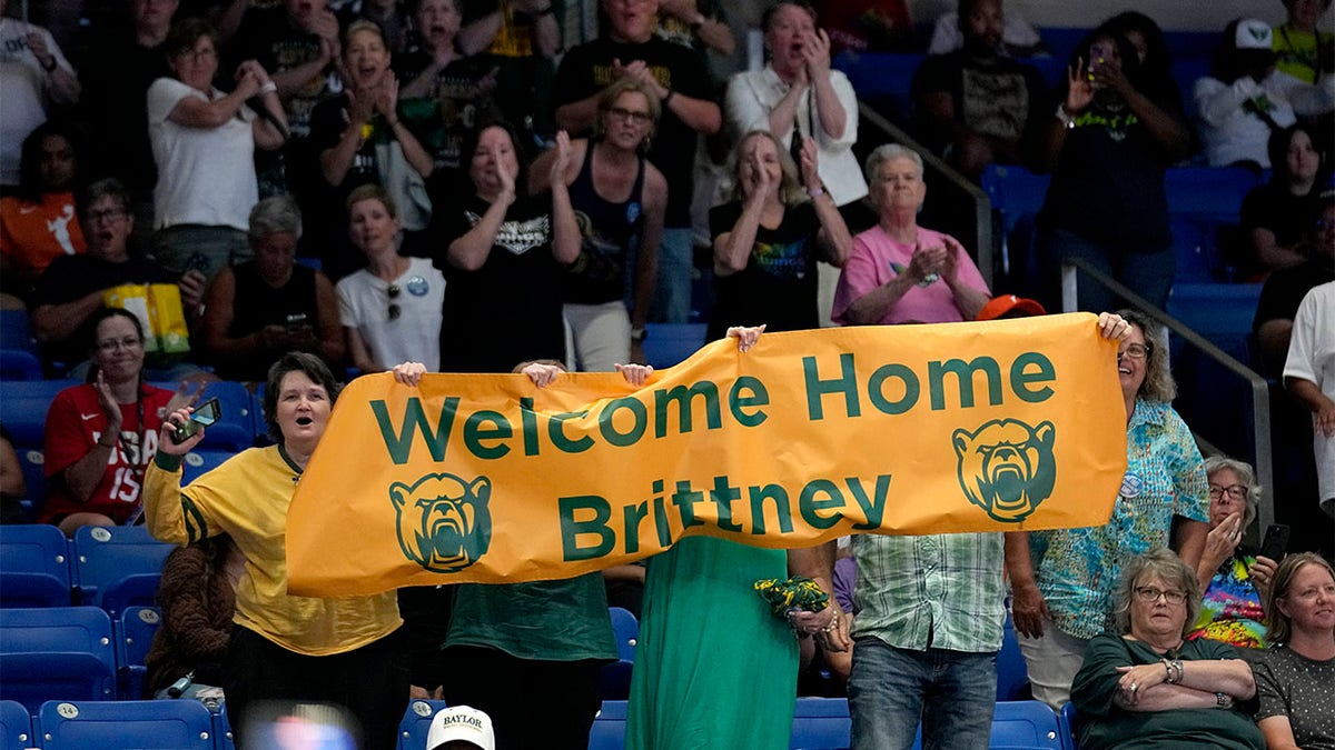 Fans up hold up sign for Brittney Griner