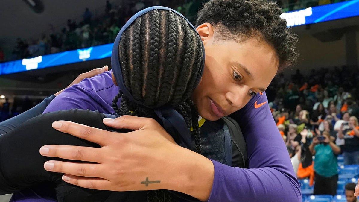 Brittney Griner confronted at airport by 'provocateur,' WNBA says –  NewsNation