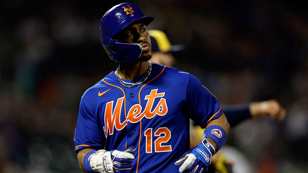Mets fall season-high 9 games under .500, lose to Brewers 3-2 as Marte  strands bases loaded 