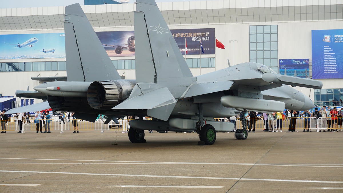 Electromagnet China plane