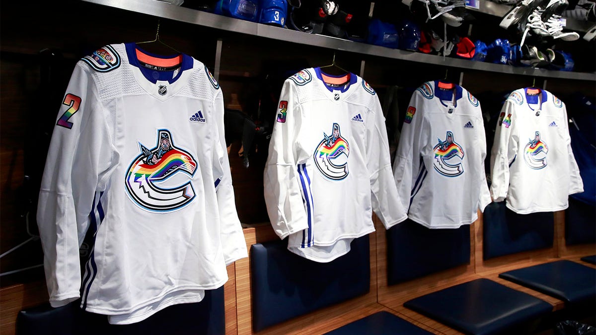 Oilers' Connor McDavid critical of ban on NHL Pride warm-up jerseys -  Outsports