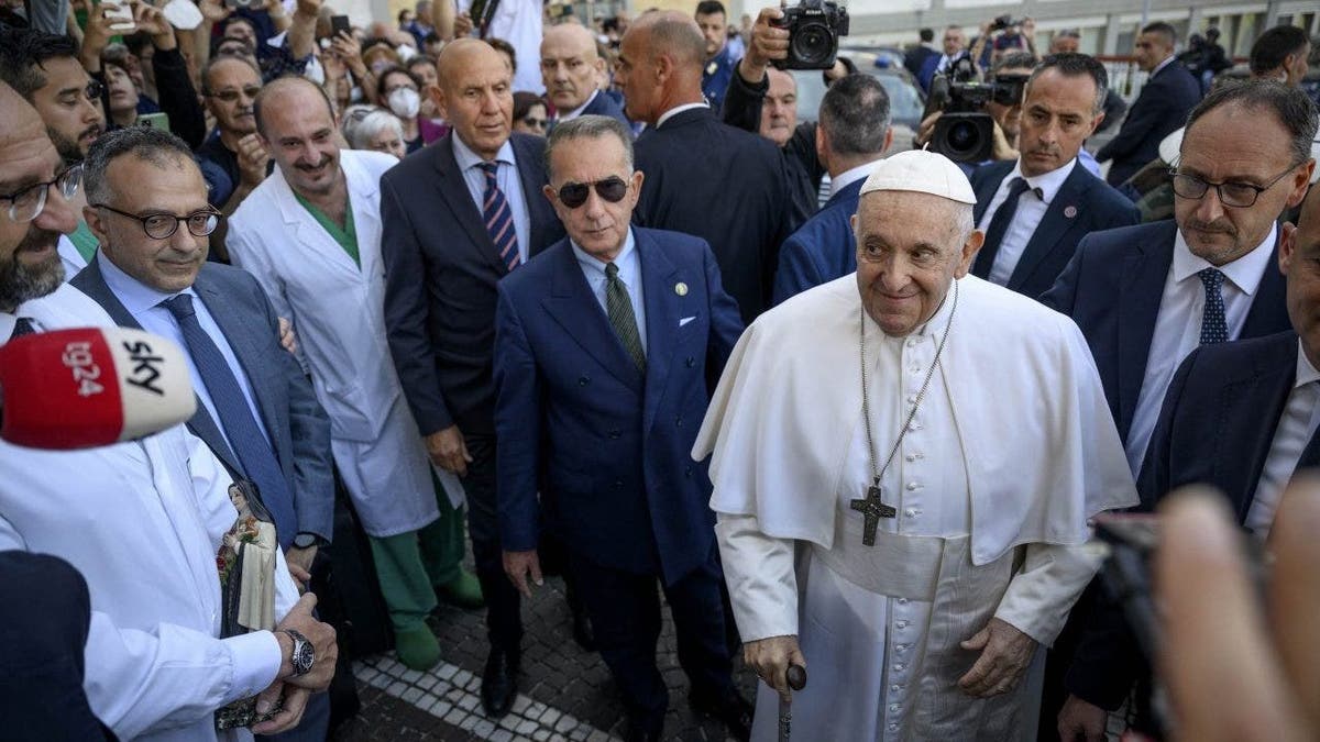 Rome hospital Pope Francis angelus