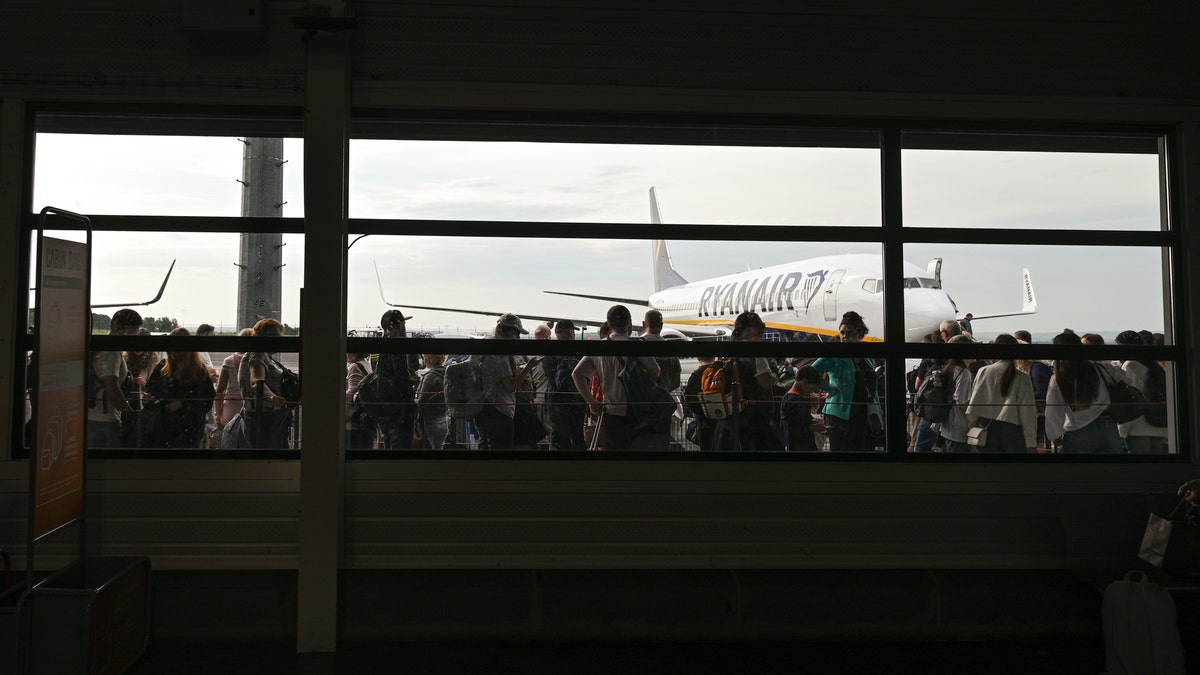 Paris-Beauvais Airport strike