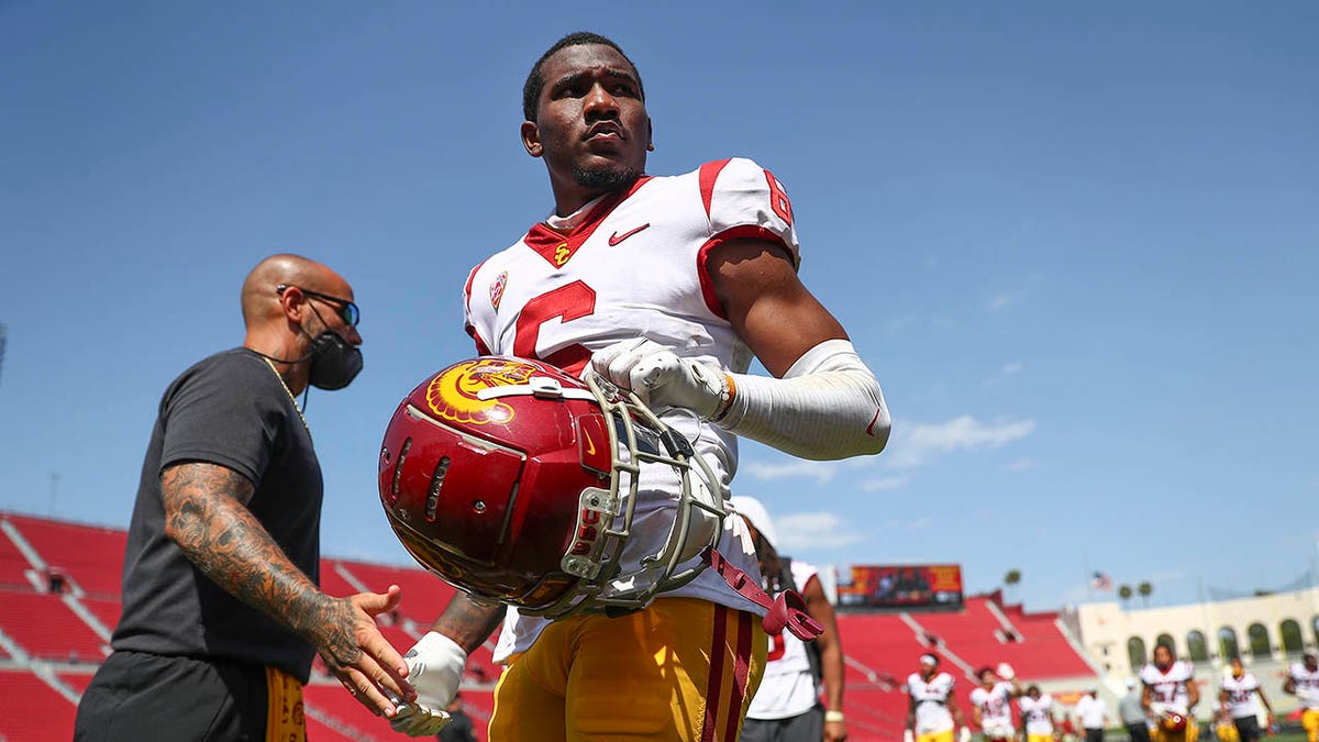 Joshua Jackson Jr. during a spring game in 2021