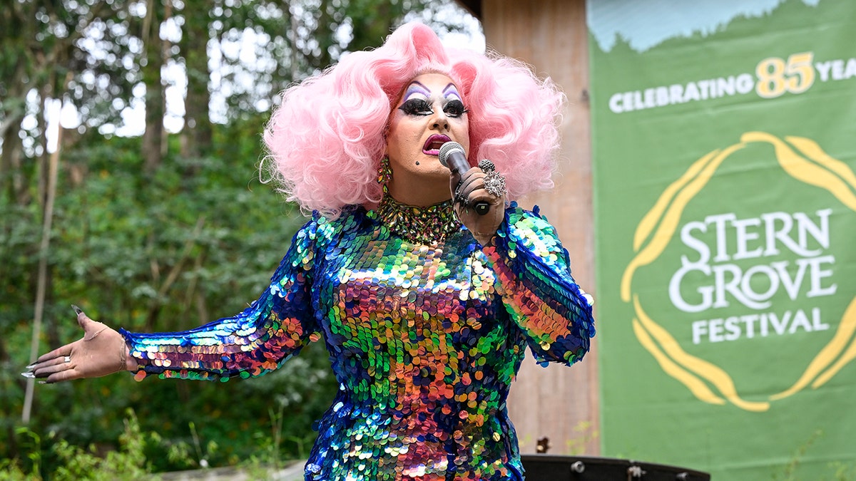Peaches Christ performing