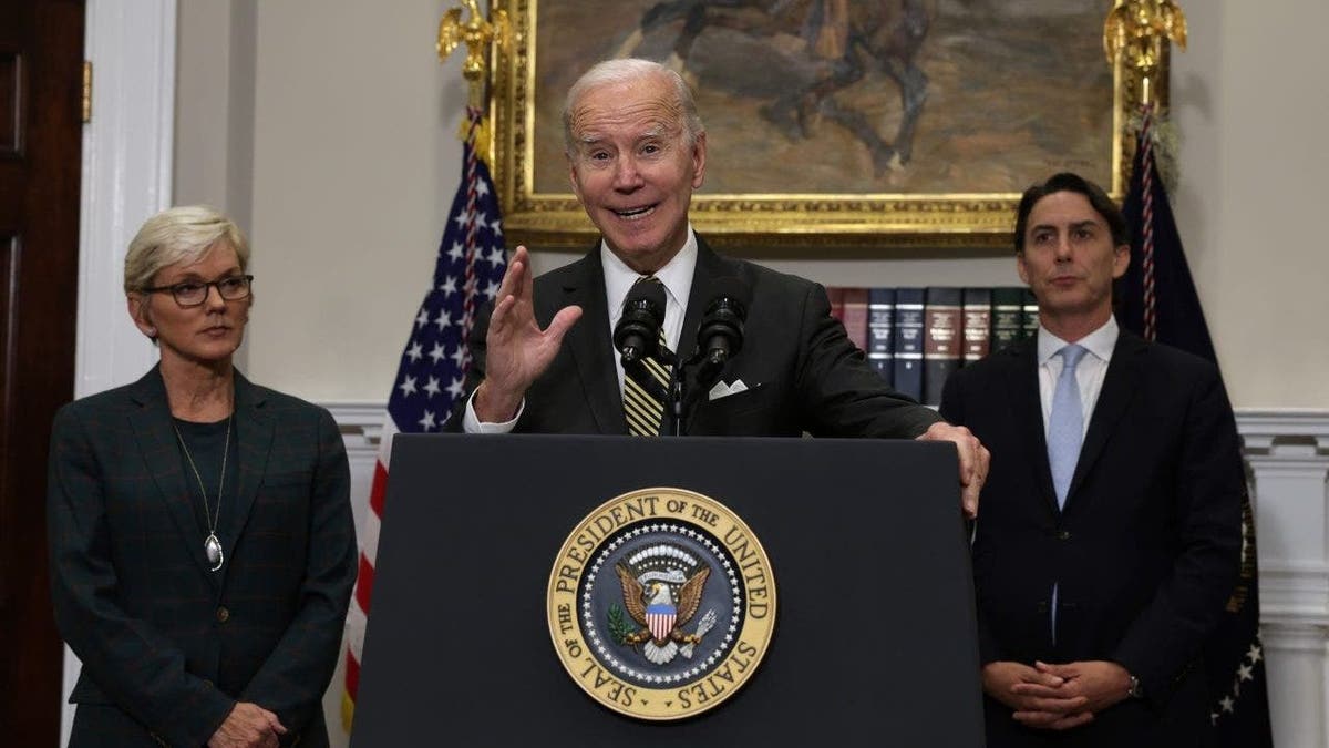 Biden, Granholm and Hochstein