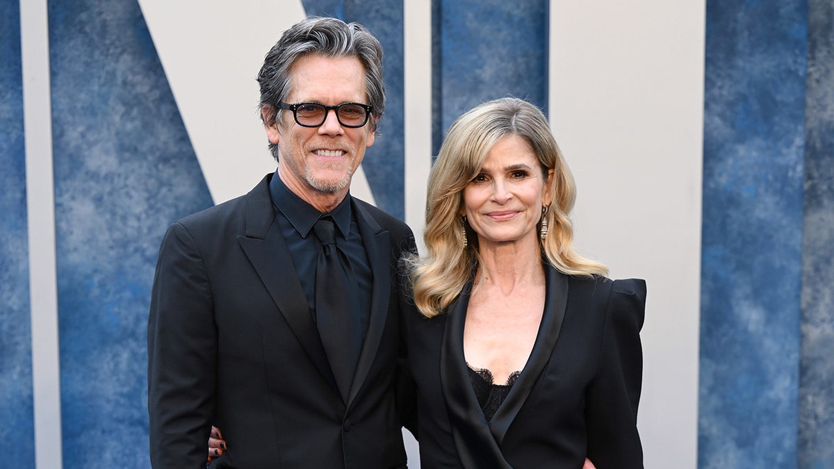 Kyra Sedgwick and Kevin Bacon at the Vanity Fair oscars party in 2023