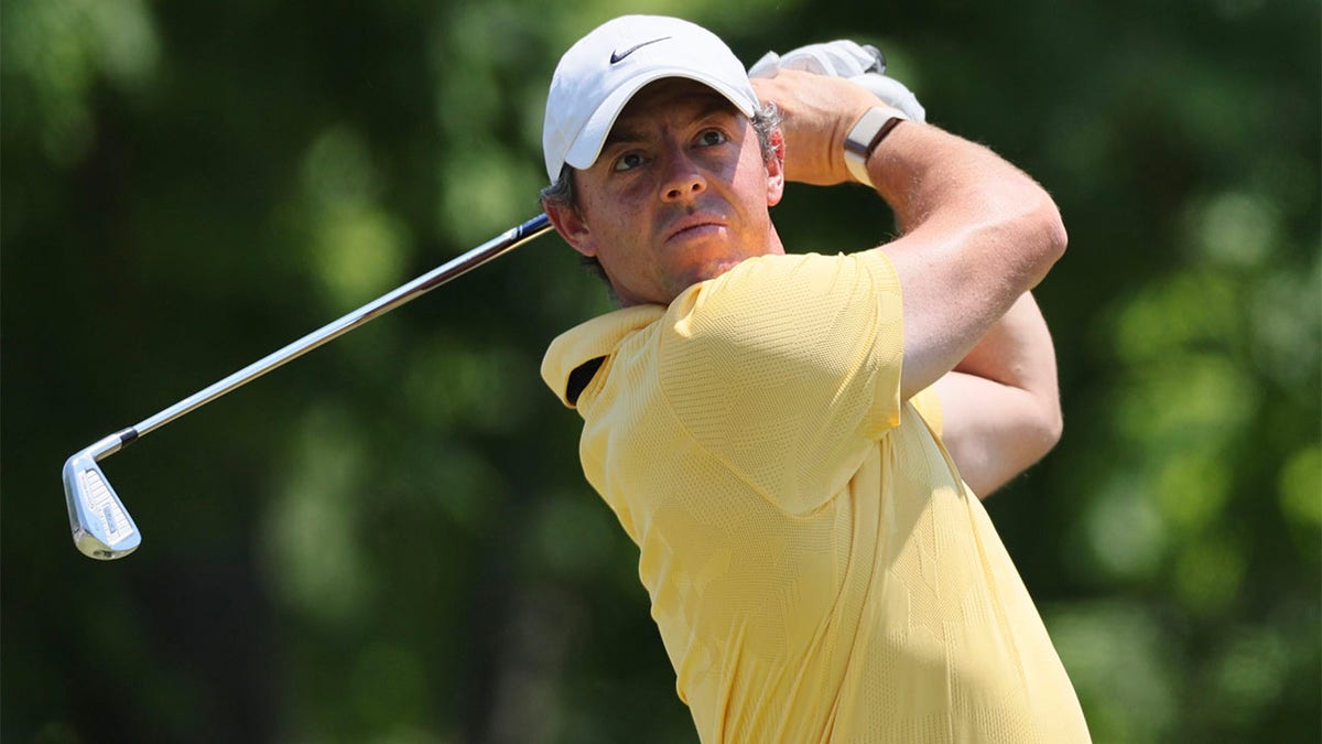 Rory McIlroy tees off at Memorial