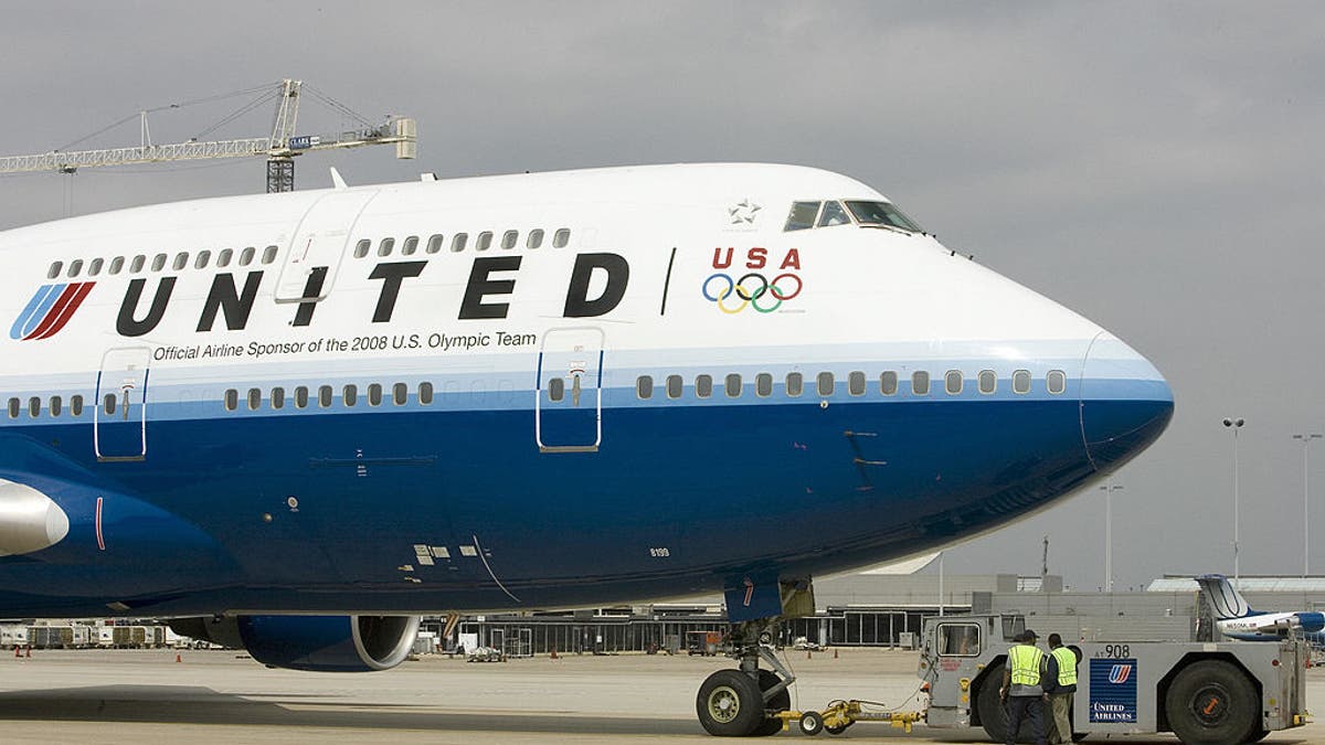United Airlines Airplane