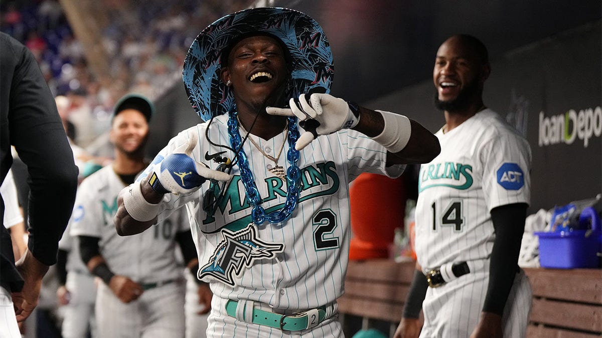 Jazz Chisholm Jr. moving to center field for Marlins