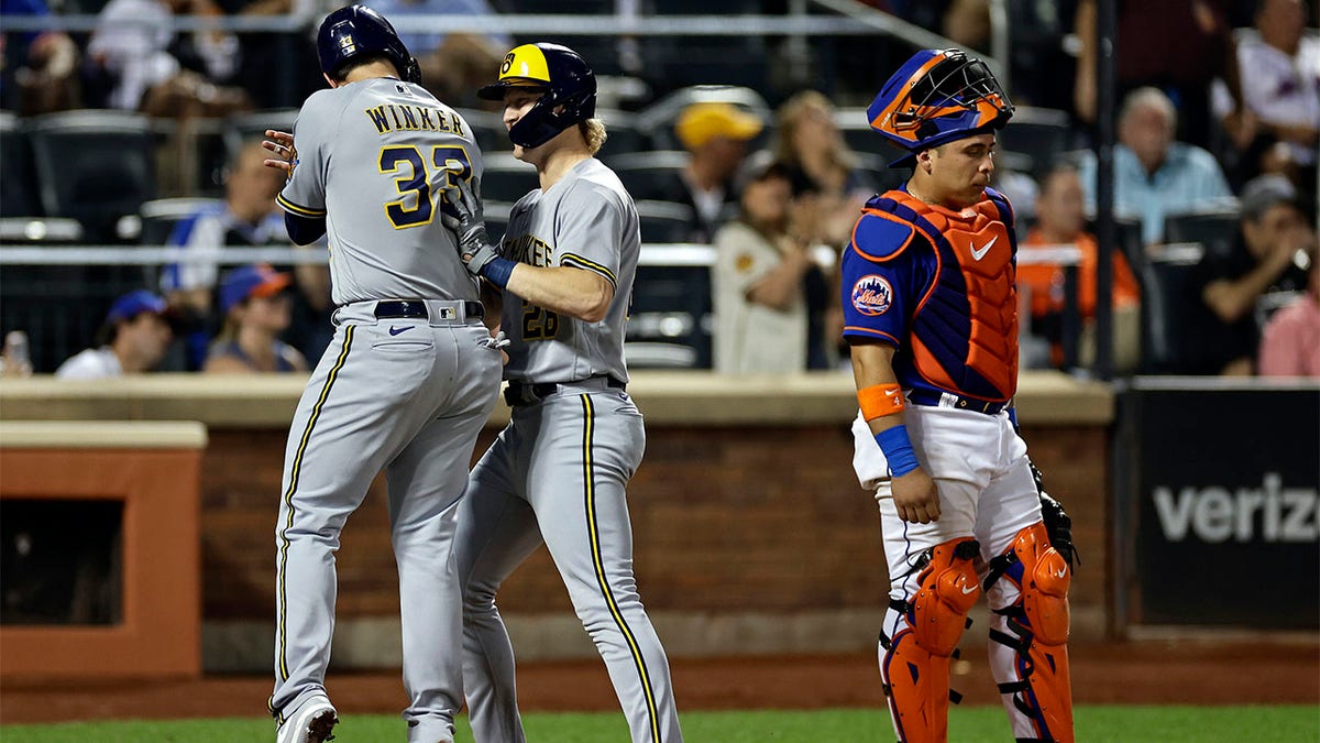 Mets fall season-high 9 games under .500, lose to Brewers 3-2 as Marte  strands bases loaded