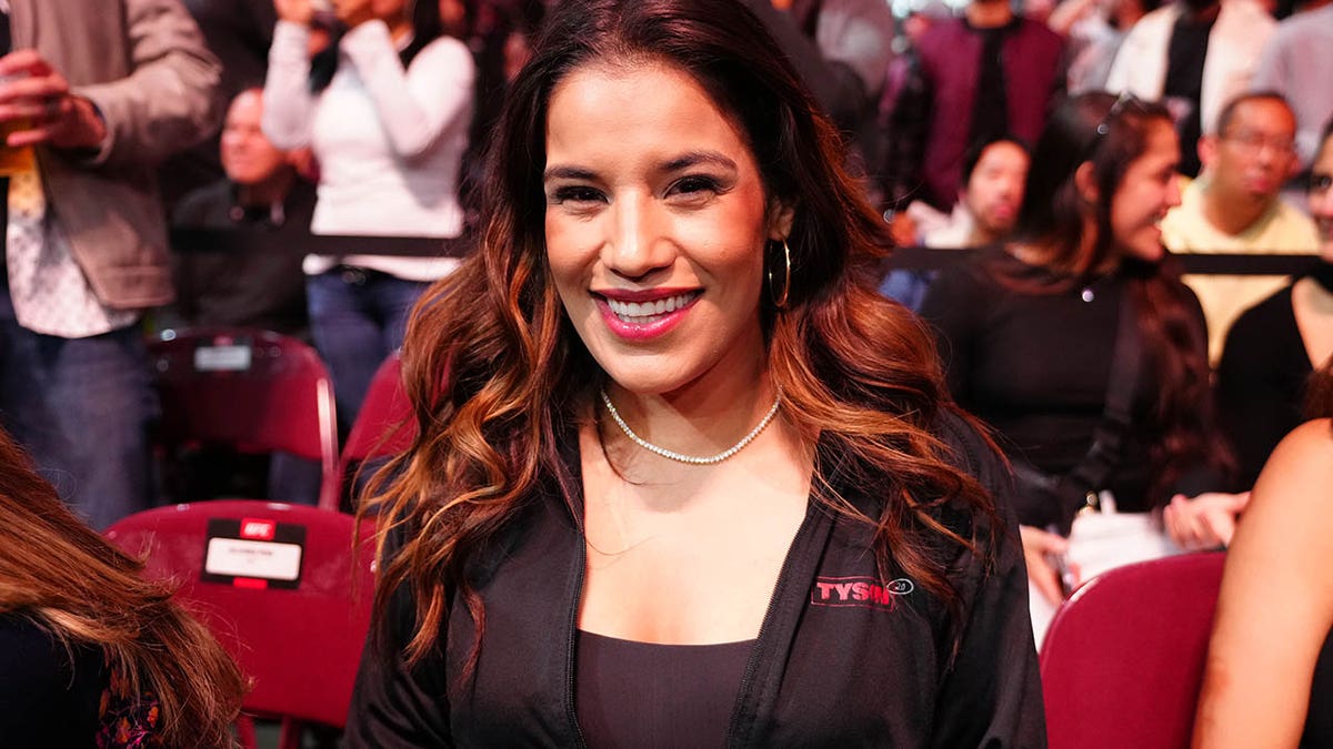 Julianna Pena watches UFC 289