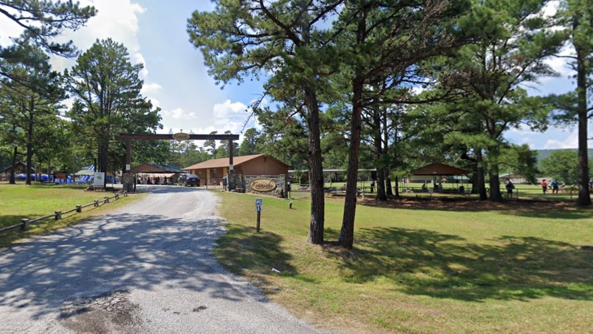 driveway to Kiamichi Baptist Assembly camp