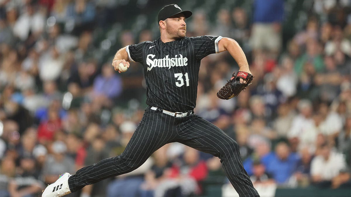Join the club: Closer Liam Hendriks would like to see White Sox