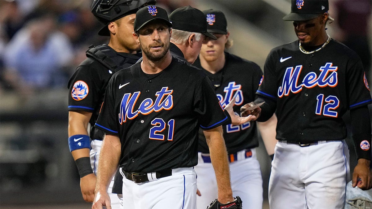 Mets Trade Max Scherzer To Rangers After 3-time Cy Young Winner ...